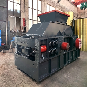 2PG1208對輥制砂機(jī)設(shè)備發(fā)往四川成都