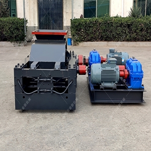 2PG800x600對輥破碎機(jī)發(fā)貨圖片_發(fā)往貴州貴陽_破碎鵝卵石