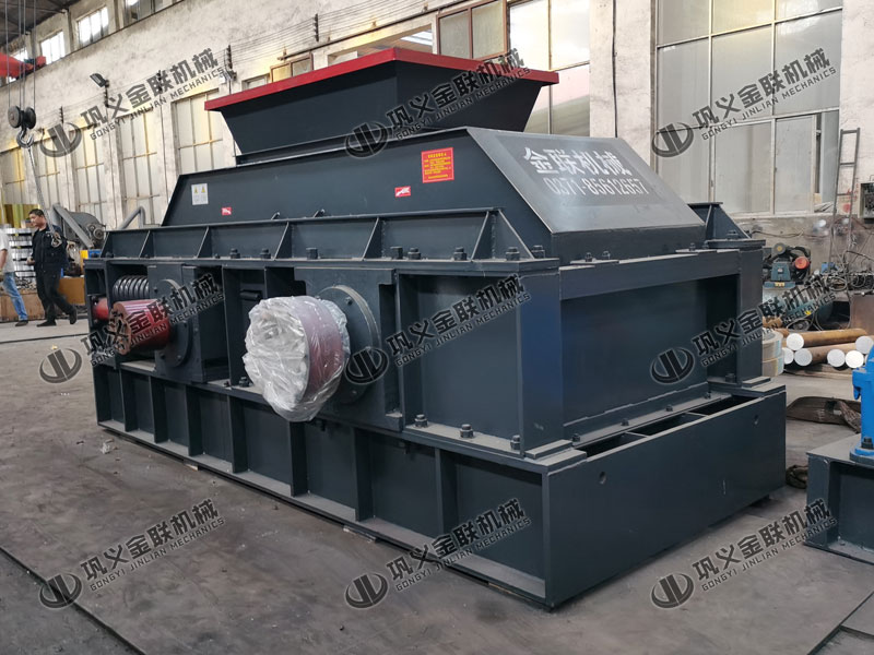 日產(chǎn)200噸對輥制砂機(jī)多少錢一臺，有哪些型號合適？