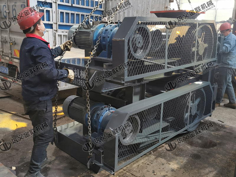 齒輥破碎機(jī)作為工業(yè)破碎生產(chǎn)線的重要破碎設(shè)備，所具有行業(yè)優(yōu)勢(shì)有哪些呢？