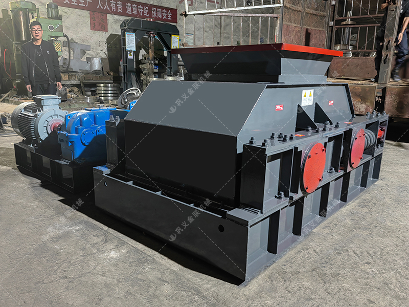 2PGC900X900雙齒輥破碎機發(fā)貨圖片_發(fā)往內(nèi)蒙古烏海_粉碎煤