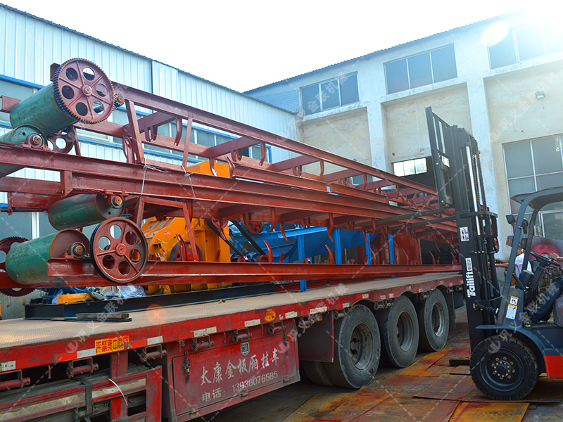 雙級粉碎機生產線發(fā)貨圖片_發(fā)往云南瀾滄_破碎錳礦石