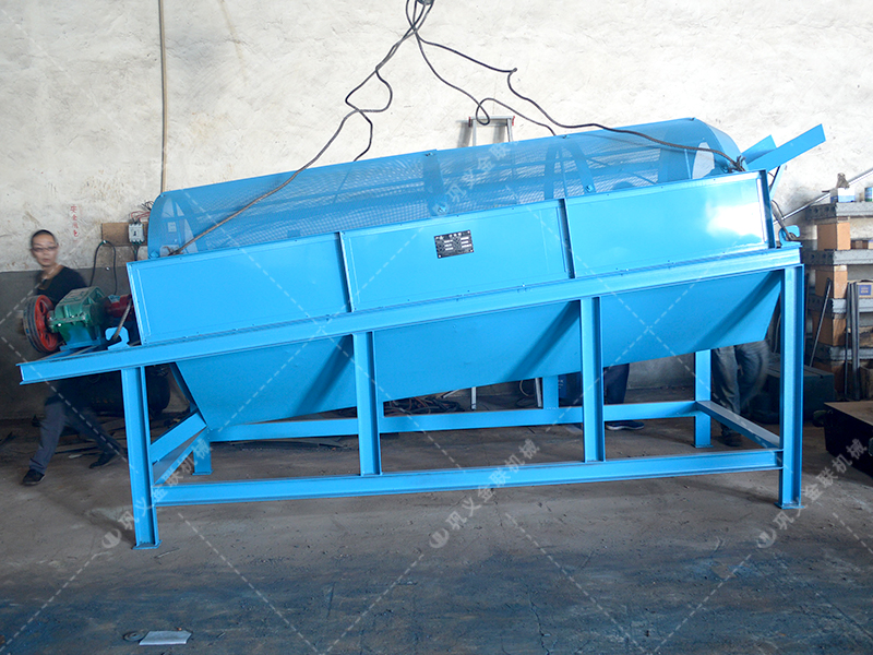 雙級粉碎機生產線發(fā)貨圖片_發(fā)往云南瀾滄_破碎錳礦石