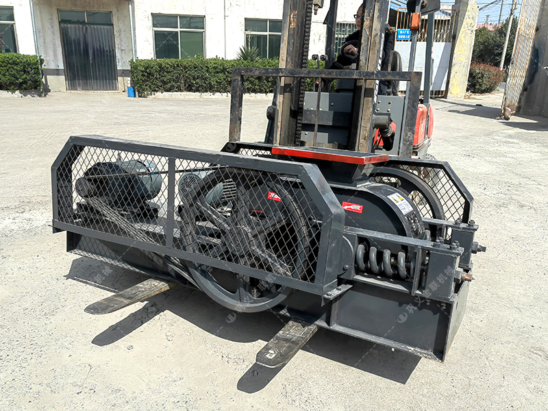 了解粗破齒輥式破碎機：規(guī)格、型號與價格的深度剖析