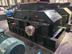 小型雙輥制砂機(jī)的時(shí)產(chǎn)量是多少，哪個(gè)廠家好？